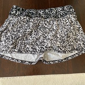 Lululemon skirt
